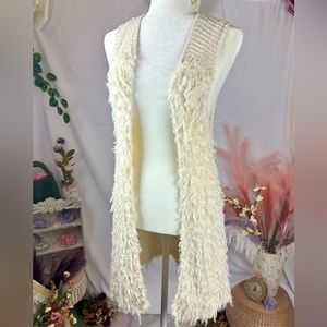 Free People 🌸 Rolling Stone Furry Vest in Ivory. Size XS